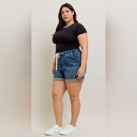 Judy Blue HR Dark Wash Tie Waist Patch Pocket Cuffed Denim Jogger Shorts NEW - Picture 10 of 16